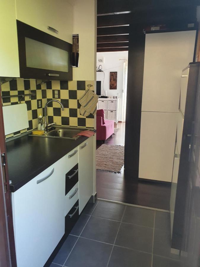 Modern Two Floors Apartment With A Beautiful View Martinšćica المظهر الخارجي الصورة